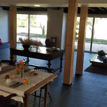 Casa De Arcos *